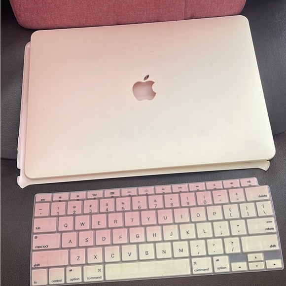 13” plastic cover for MacBook Air pink ombré with travel case & keyboard skin. - Picture 1 of 4